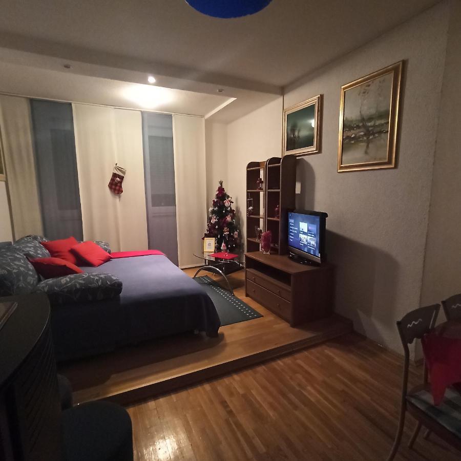 Happy Home Gospić Zewnętrze zdjęcie